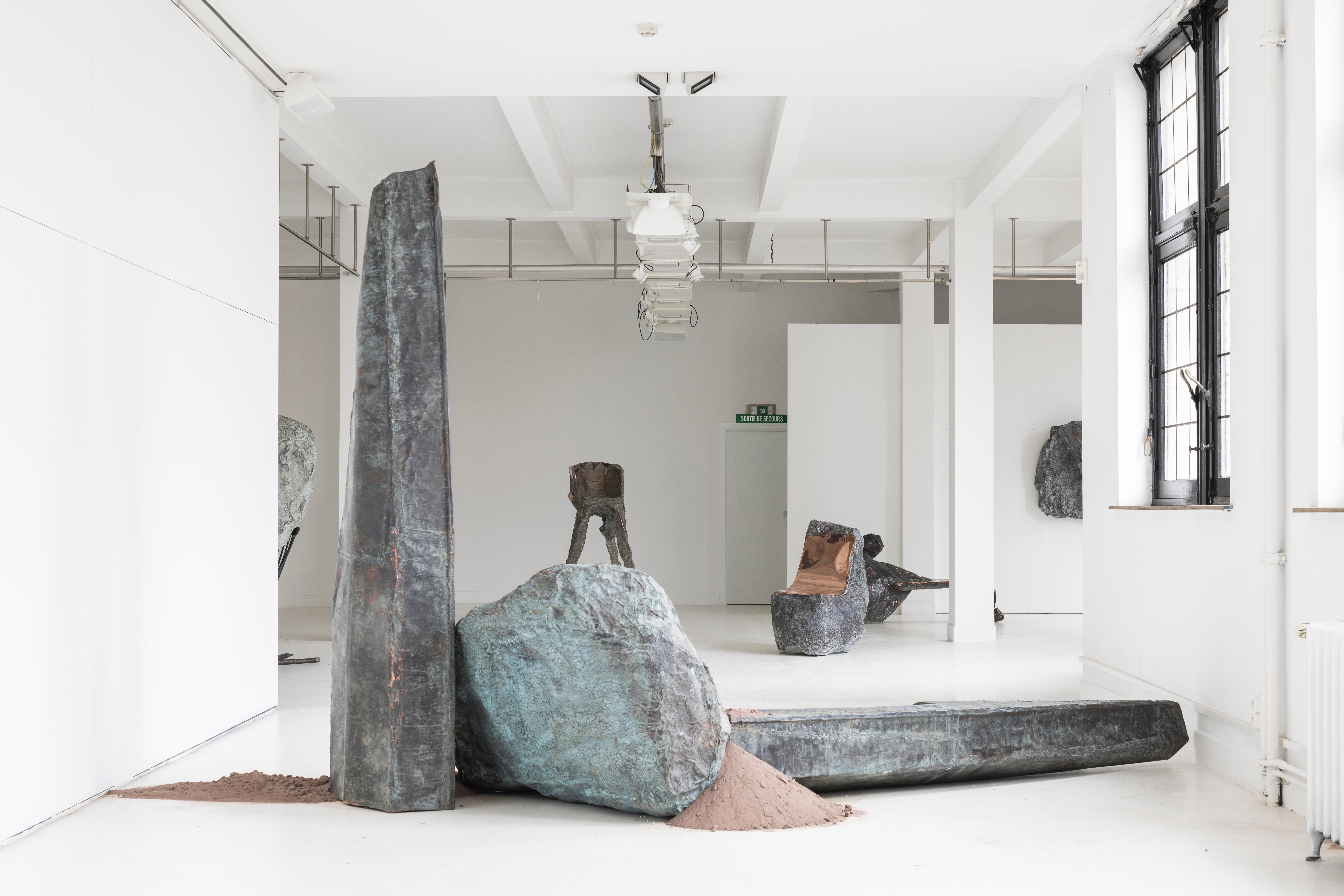 Martellato Installazione contemporanea in rame martellato I'll Rock your Boat di Marius Ritiu in vendita