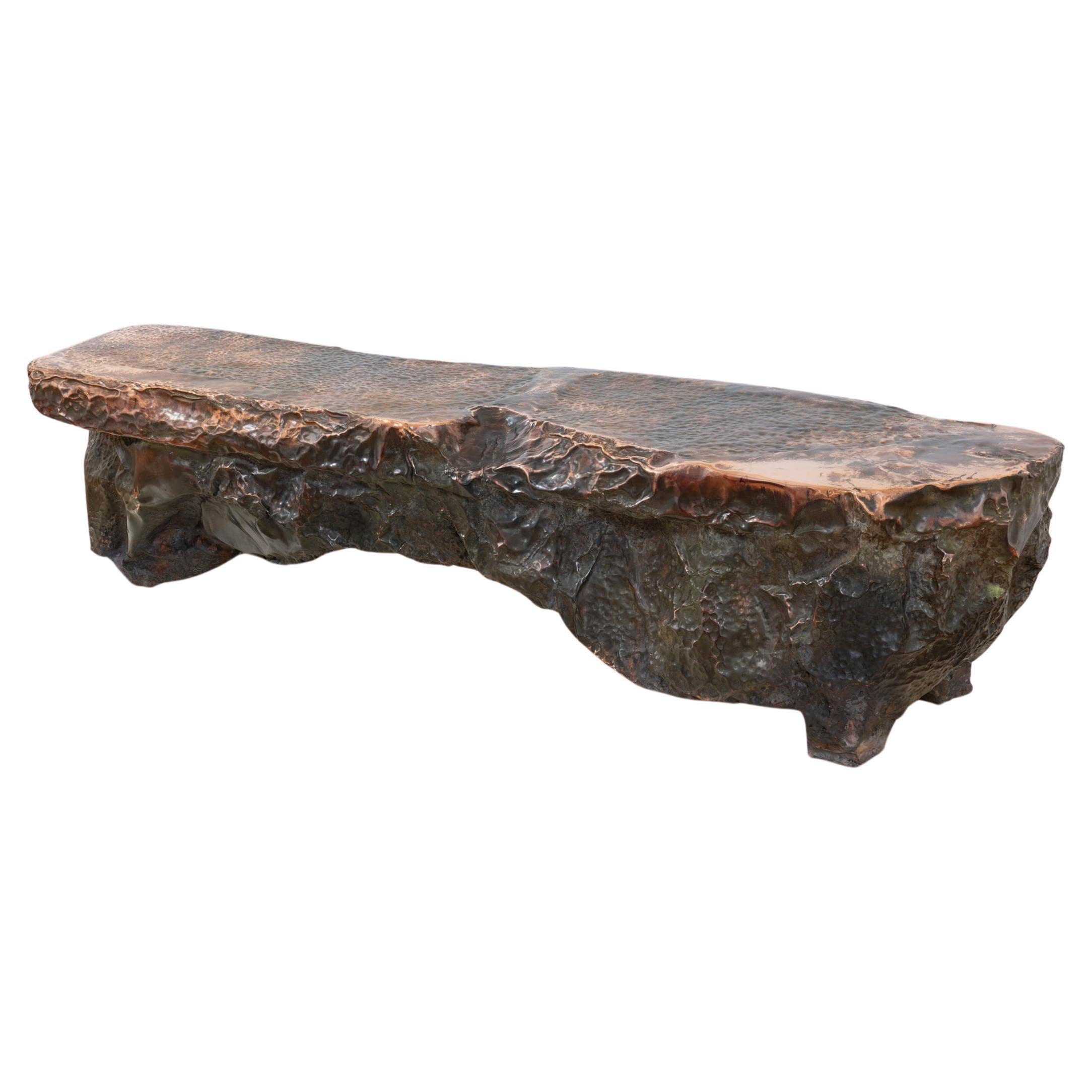 Contemporáneo Cobre martillado Oumouamuanesque  por Marius Ritiu