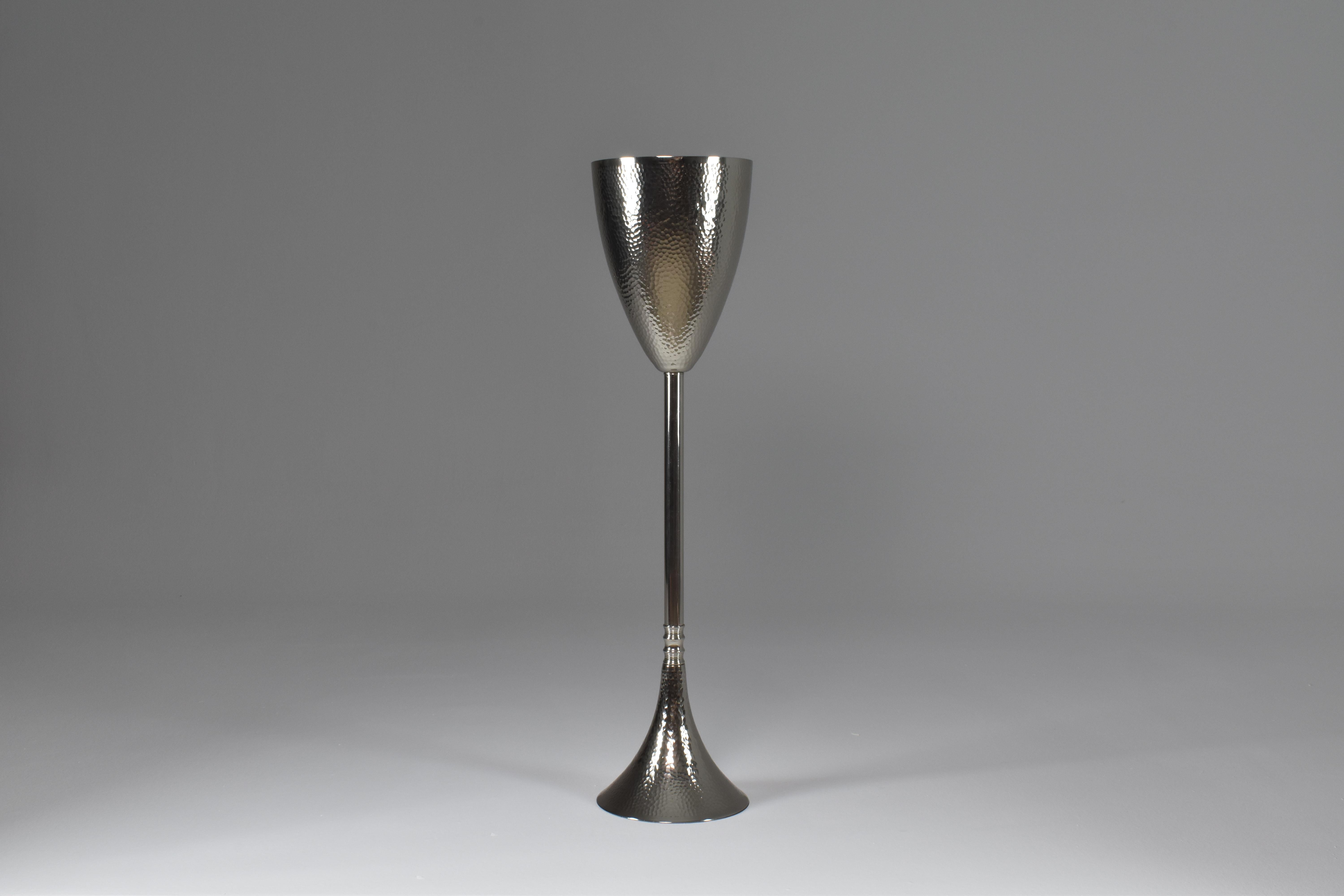 Contemporary made-to-measure handcrafted nickel-plated brass champagne or wine bucket stand with skillfully sculpted and handmade hammered details.
Designed by Jonathan Amar, handcrafted at his atelier in Rabat. 

A standout accessory for high-end