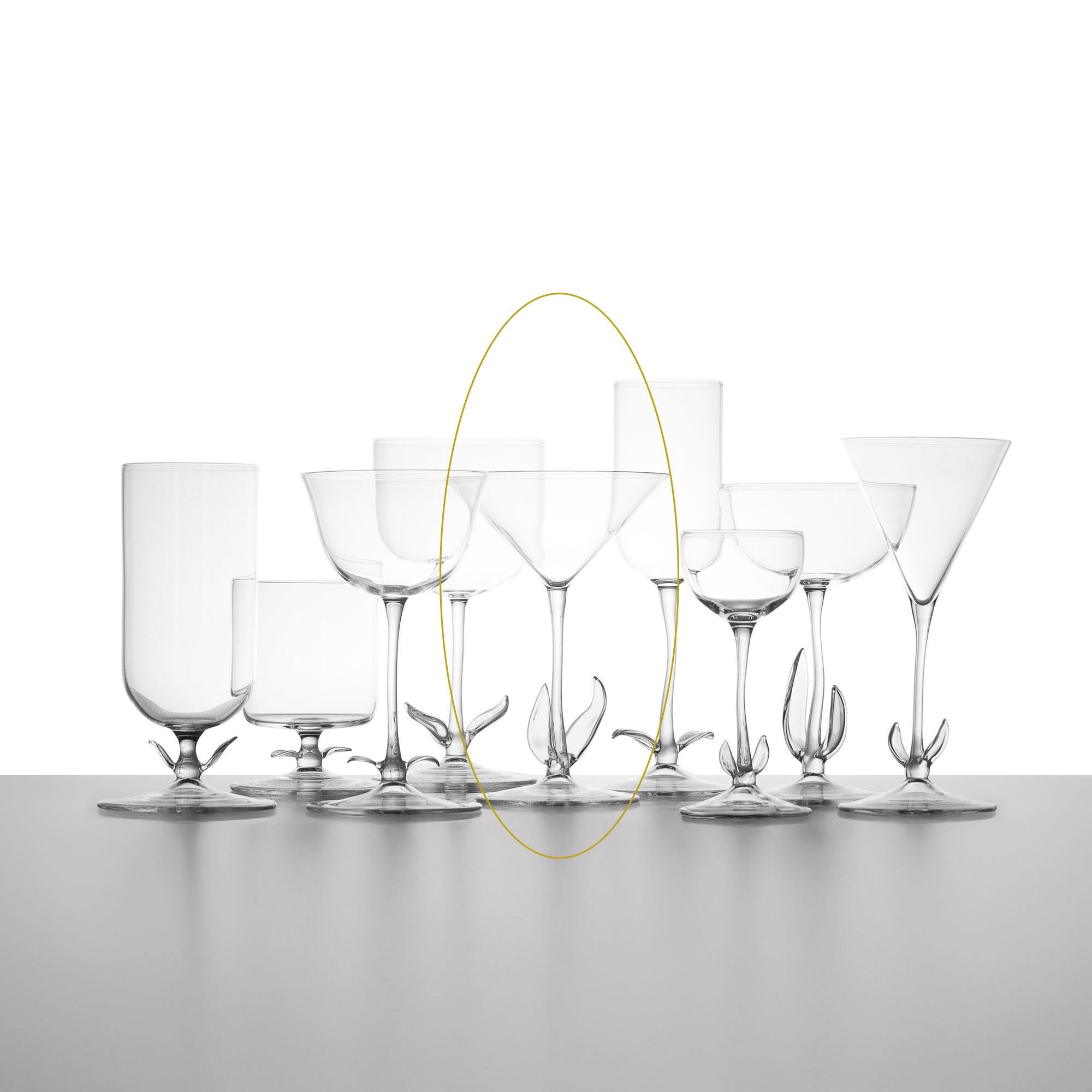 Set de verres à cocktail contemporains soufflés à la main en forme de fleur de calla Garden Leaf Nature en vente 4