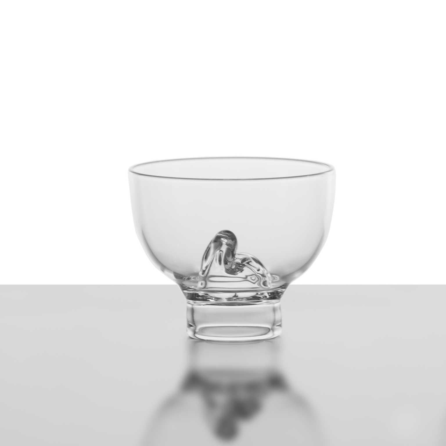 XXI secolo e contemporaneo Tazze da tè Suiseki in vetro soffiato a mano contemporanee, in pietra, acqua, natura, Elegance Tiny in vendita