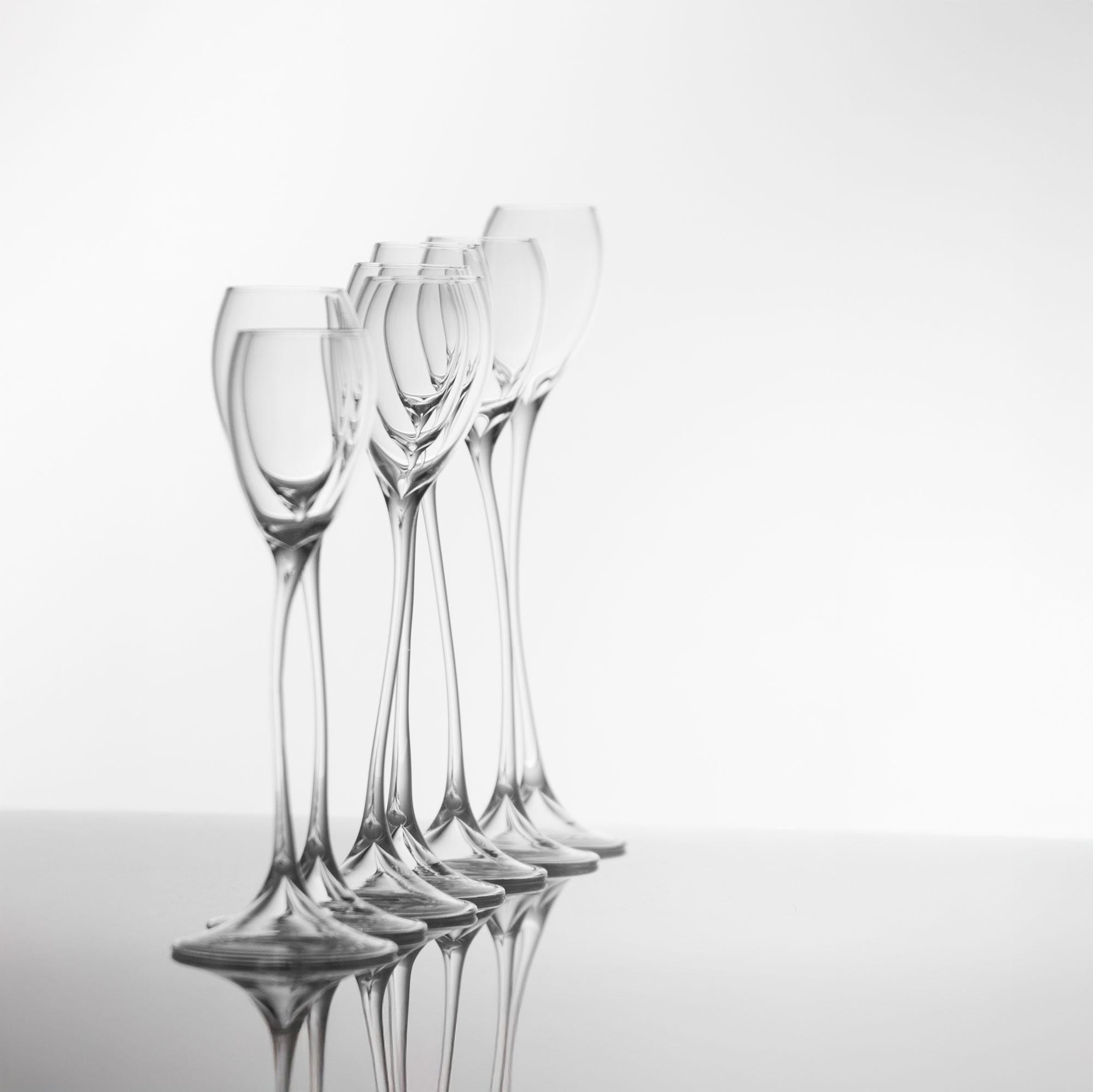 Contemporary Hand Blown Tulip Spirit Glasses Set Garden Flower Bouquet Nature For Sale 4