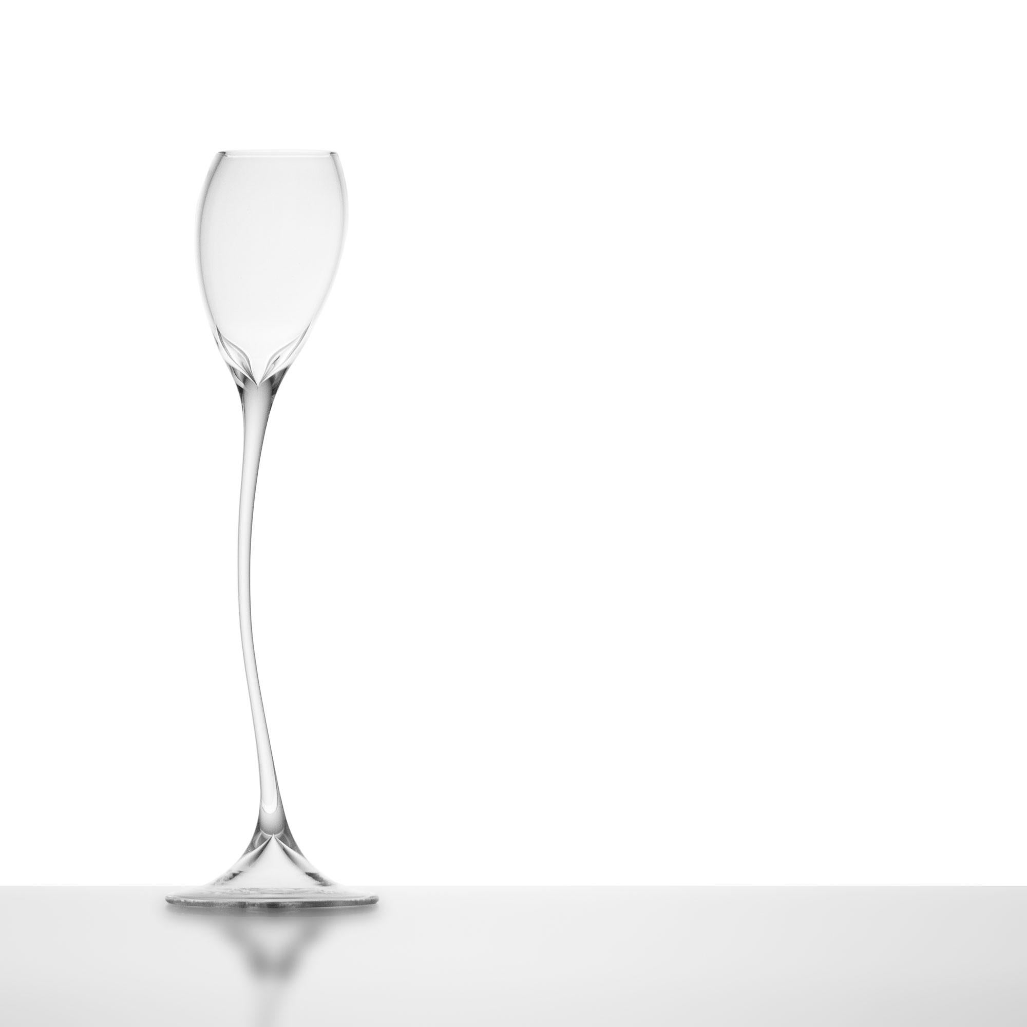 Contemporary Hand Blown Tulip Spirit Glasses Set Garden Flower Bouquet Nature In New Condition For Sale In Camisano Vicentino, IT