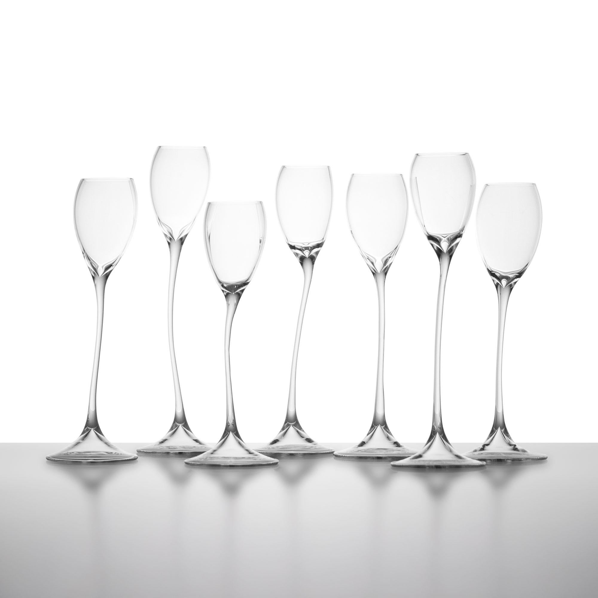 Contemporary Hand Blown Tulip Spirit Glasses Set Garden Flower Bouquet Nature For Sale 2