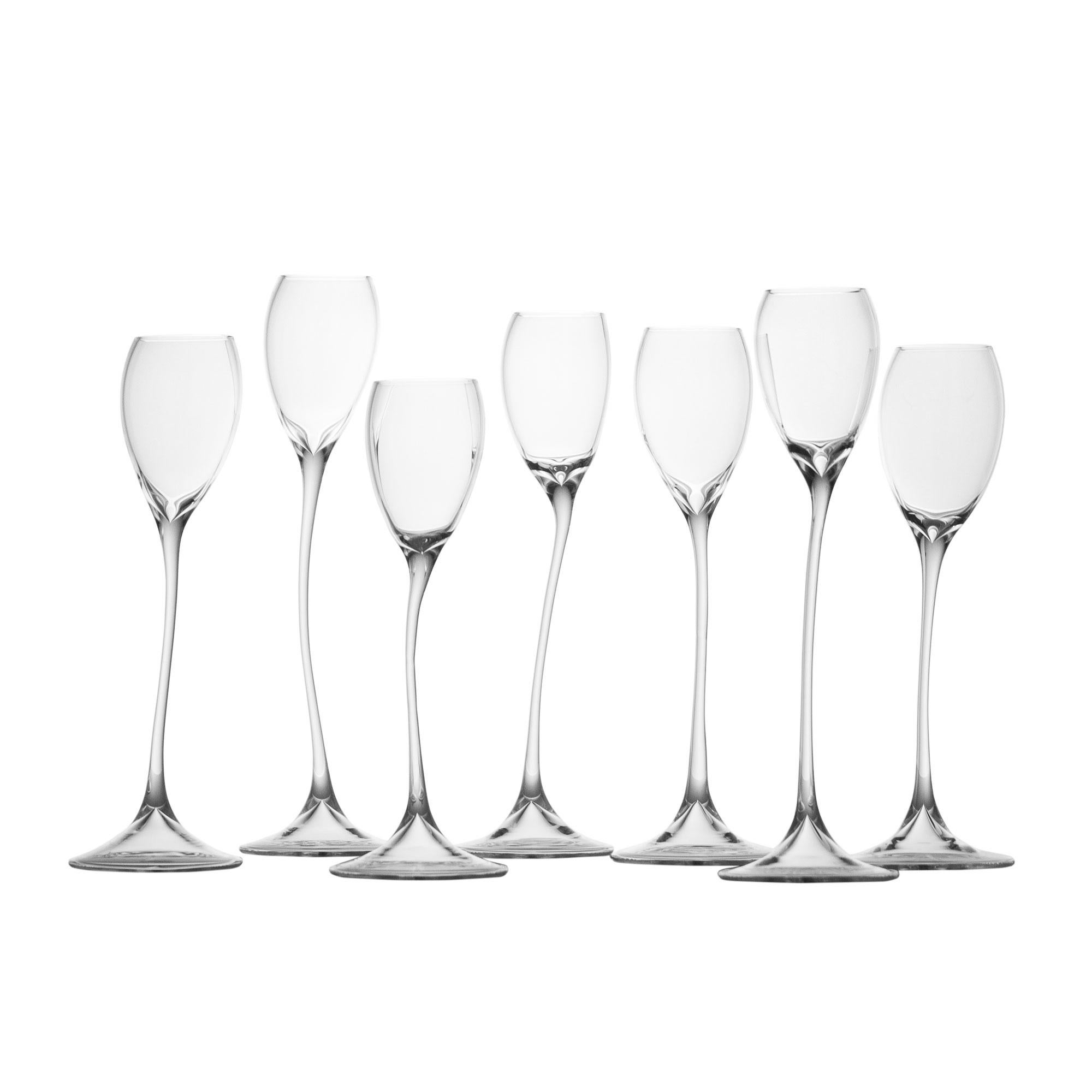 Contemporary Hand Blown Tulip Spirit Glasses Set Garden Flower Bouquet Nature For Sale 3