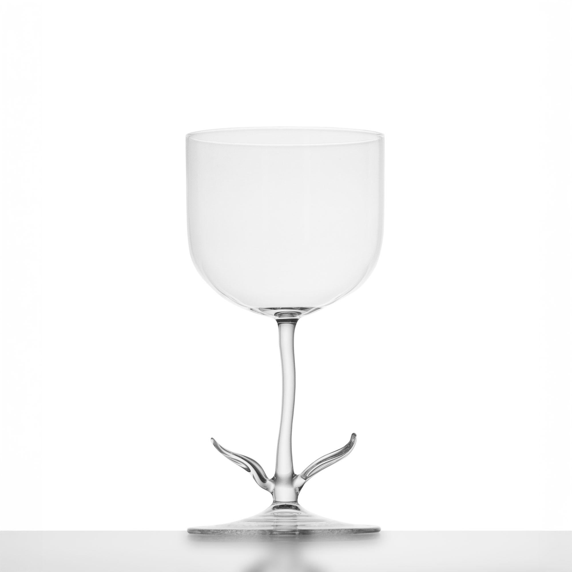 Verre à cocktail Zinnia - Collectional par Simone Crestani

Faisant partie de la Collection Salsa de Simone Crestani, le verre à cocktail Zinnia apporte une élégance ludique à la table. Soufflé à la main en verre borosilicaté, il présente un bol