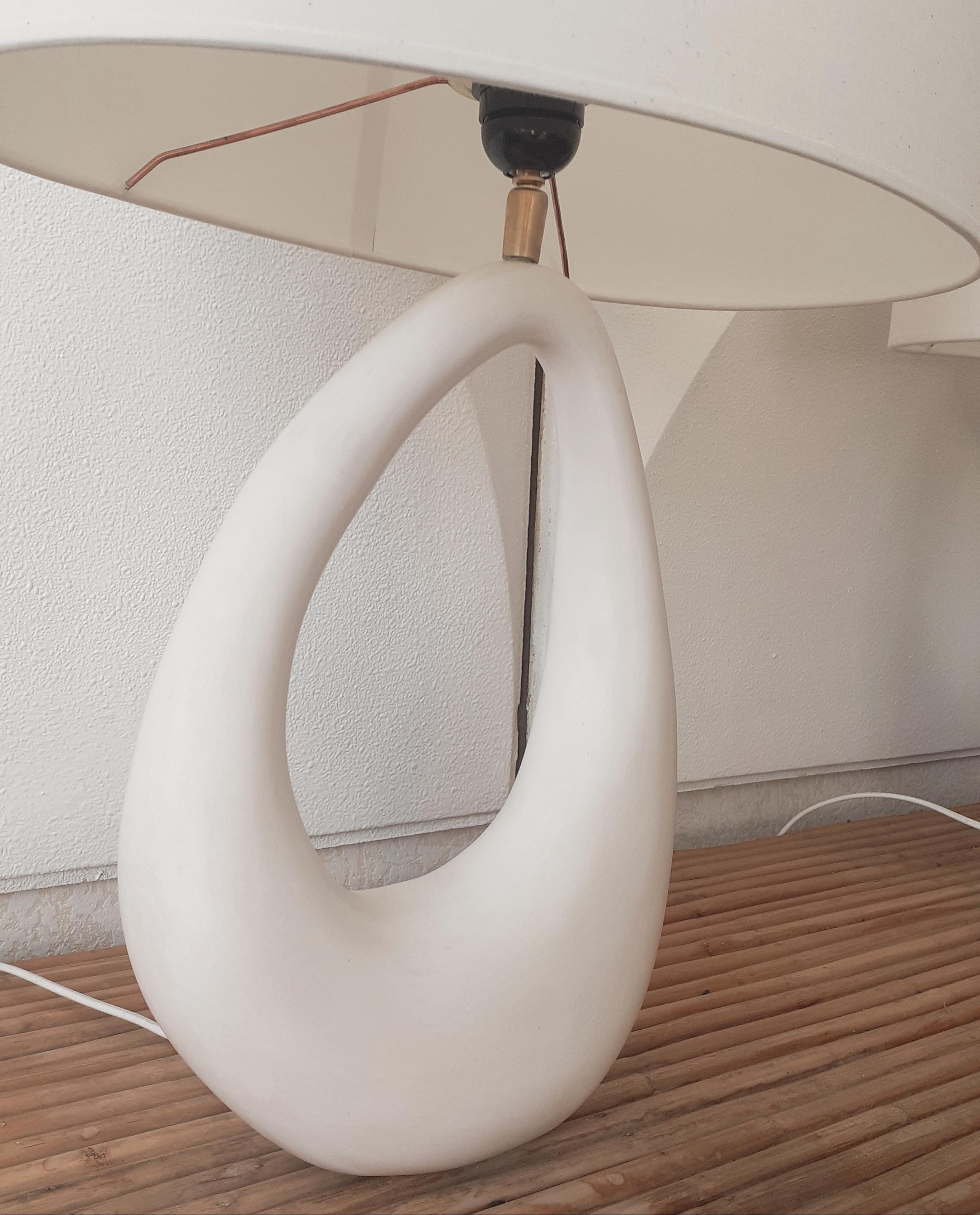 Contemporary Hand-Built French Ceramic Lamp In New Condition In Tourcoing, FR