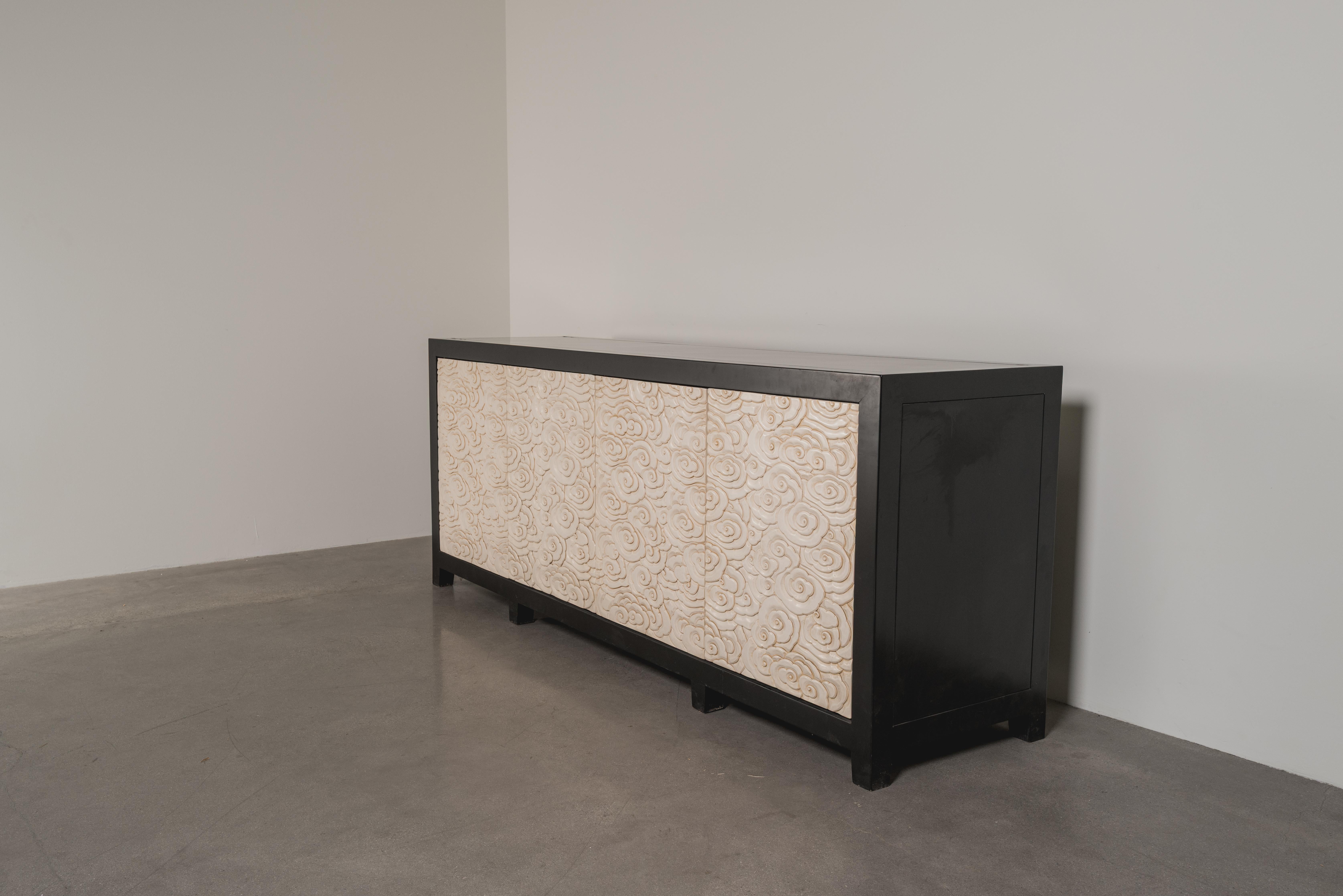 Intagliato a mano Contemporary Hand Carved Cream Lacquer Cloud Design Buffet by Robert Kuo in vendita