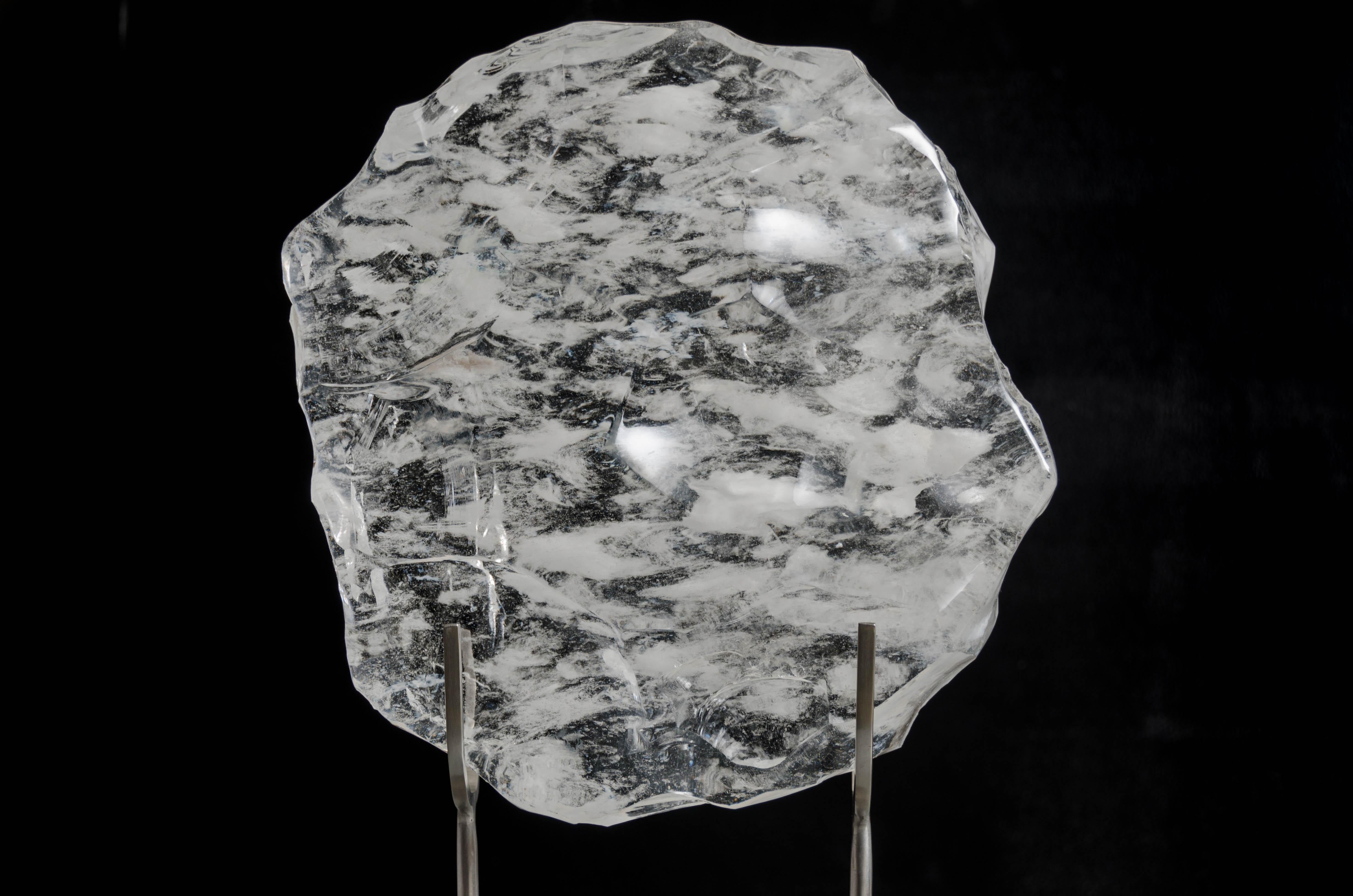 Sculpture contemporaine en cristal sculpté à la main avec support en acier de Robert Kuo Neuf - En vente à Los Angeles, CA