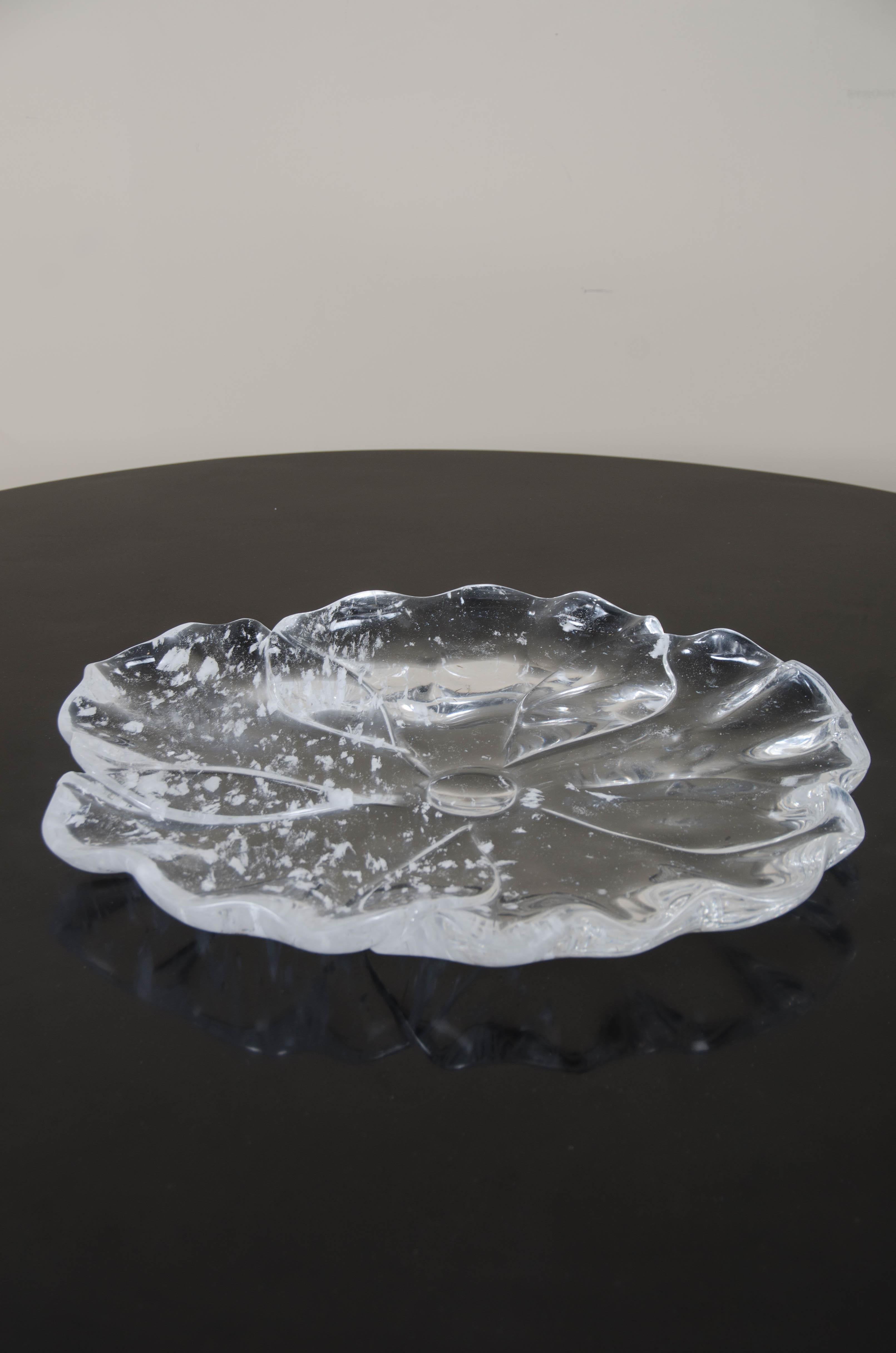 Flower plate
Crystal
Hand carved
Contemporary
Limited Edition
Each individual crystal vary in shapes and inclusions. 

