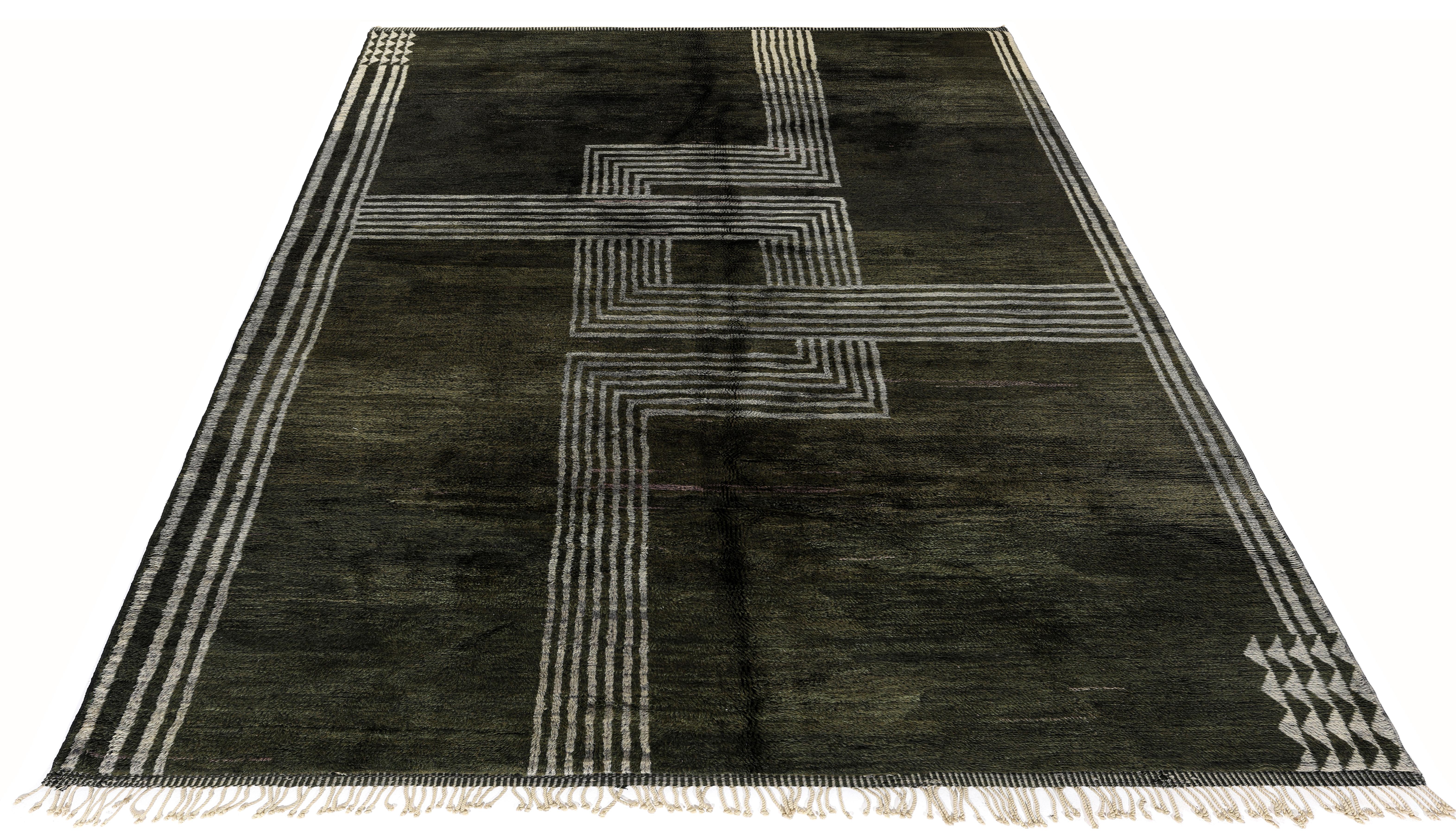 Tapis marocain contemporain noué à la main à motifs géométriques Olive terreux Neuf - En vente à New York, NY