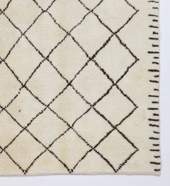 Alfombra Tulu Marroquí Contemporánea Anudada a Mano de Lana Natural Marfil y Marrón