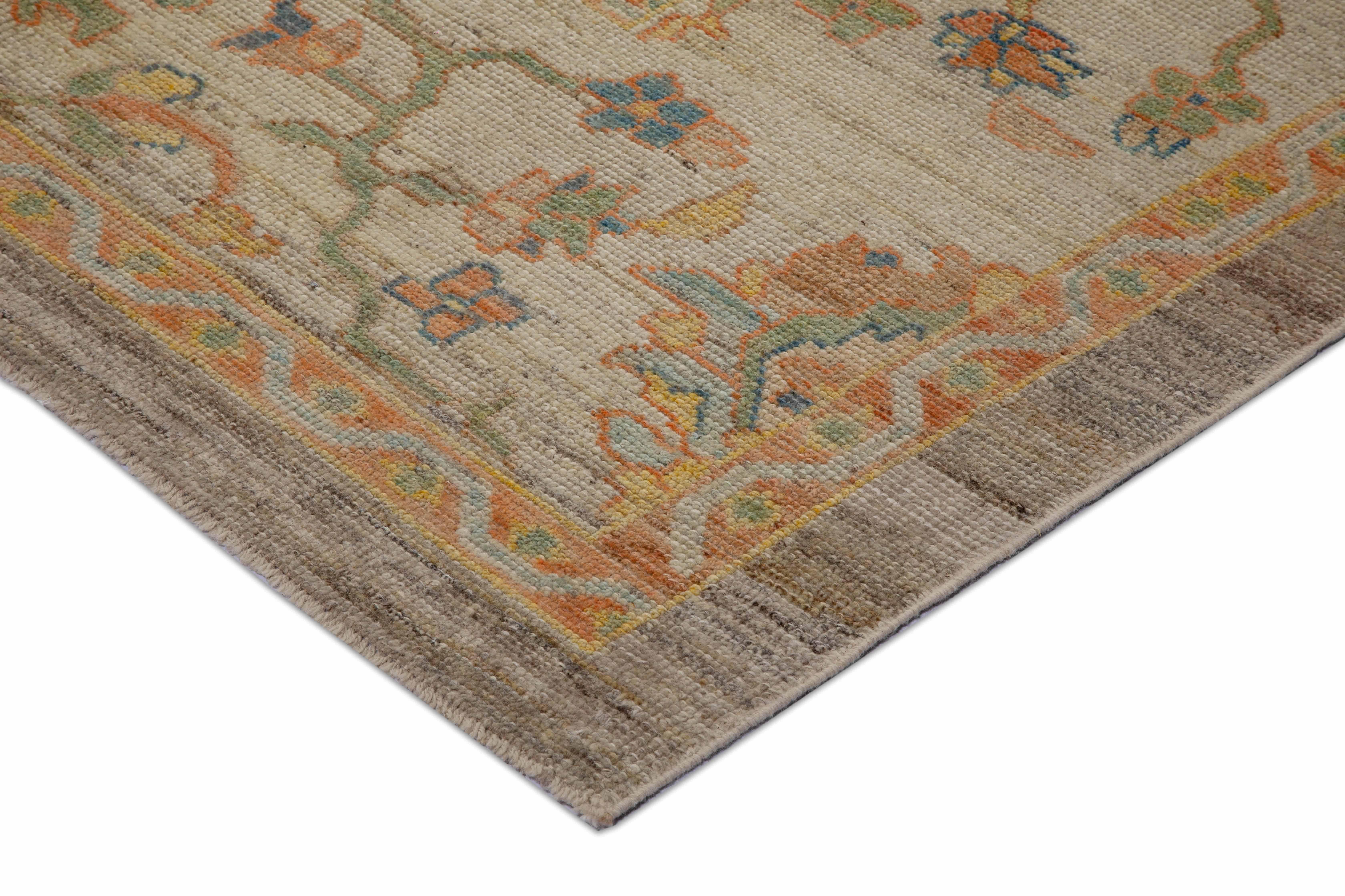Contemporary Hand Knotted Turkish Rug Oushak Weave with Floral Design Details In New Condition For Sale In Dallas, TX