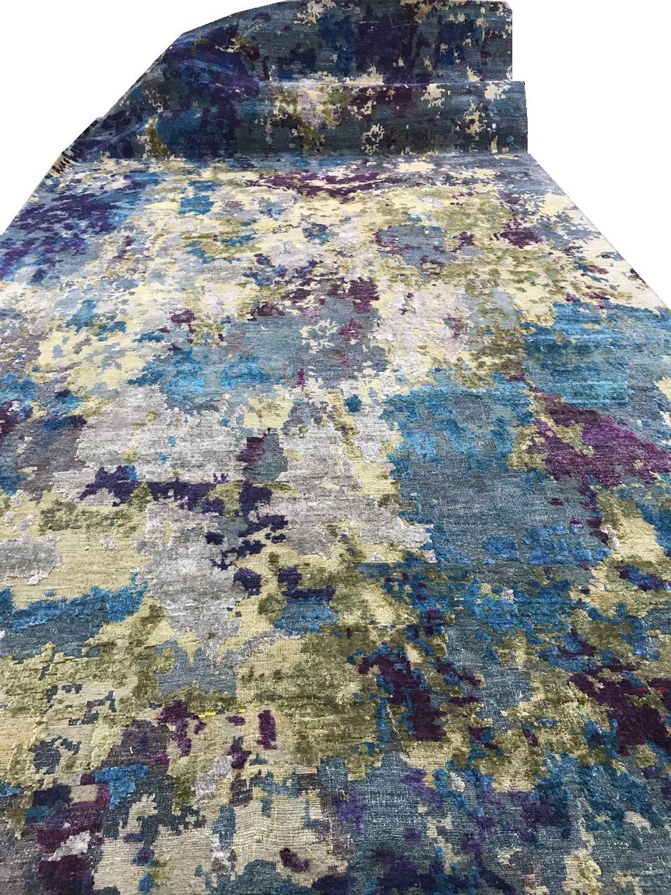 Indian Green Blue Purple Contemporary Hand Woven Wool and Silk Abstract Rug in Stock For Sale