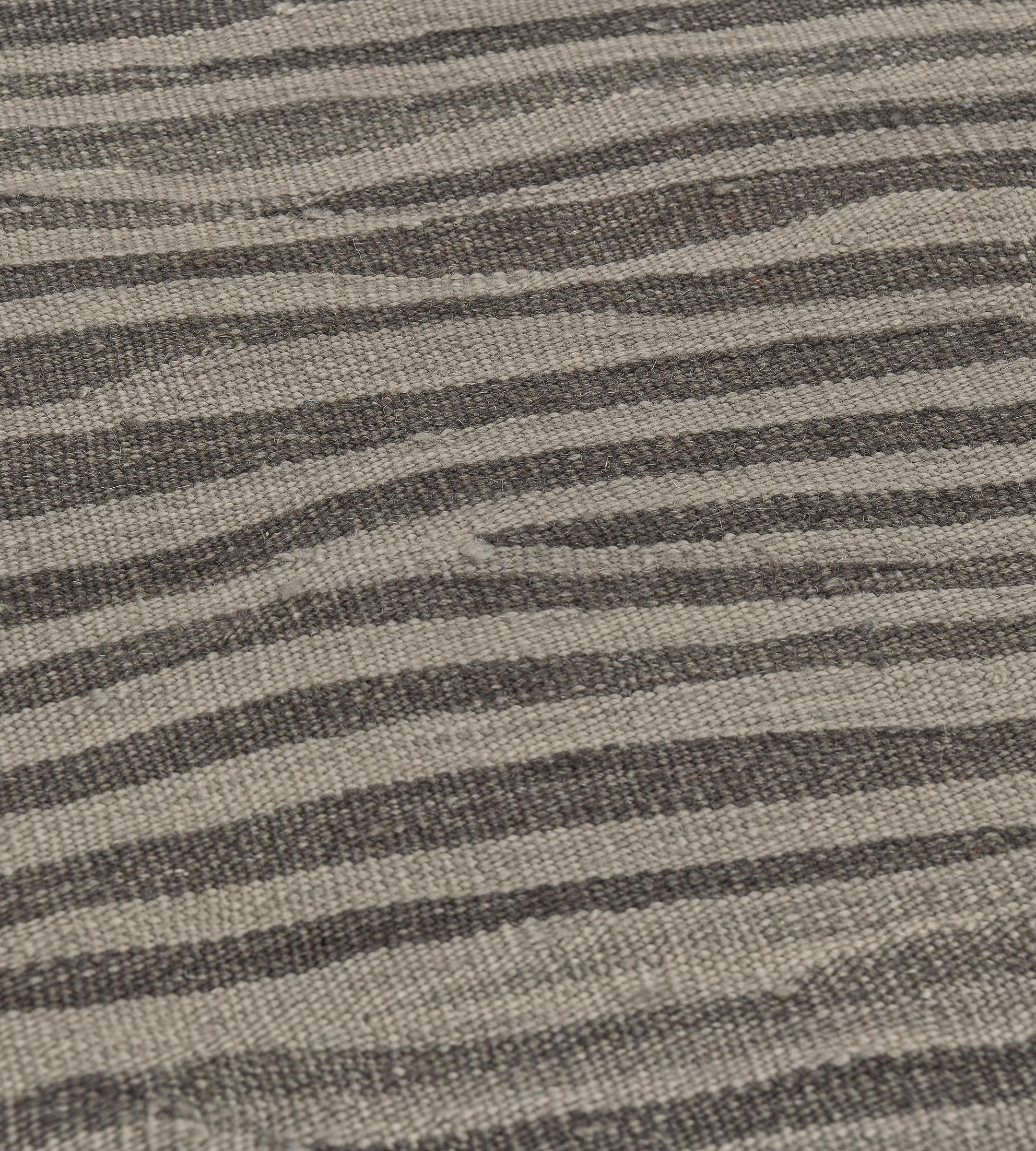 Hand-Knotted Contemporary Hand-knotted Wool Kilim Rug For Sale