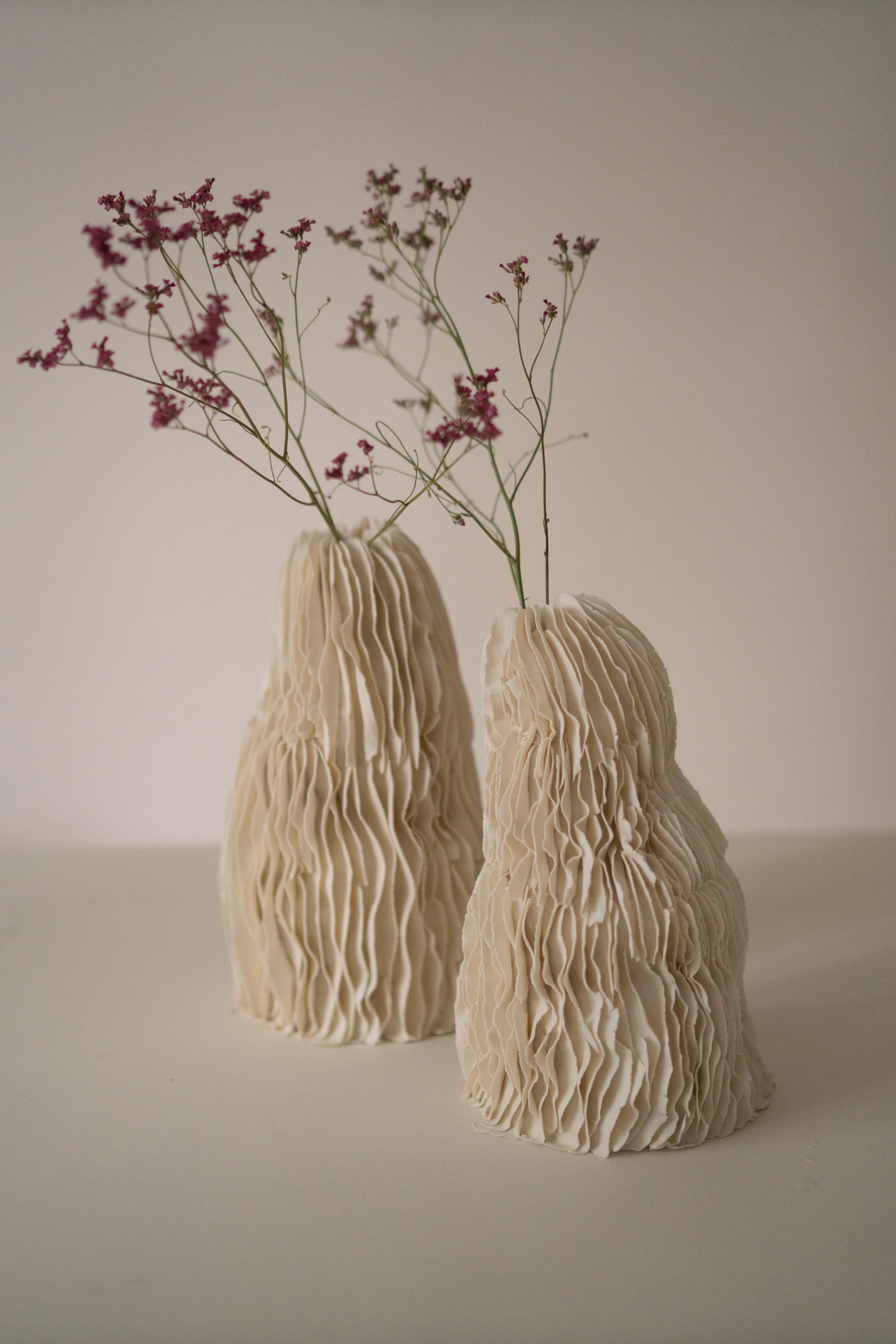 Contemporary Handmade Vase in Waterproof Porcelain For Sale 2