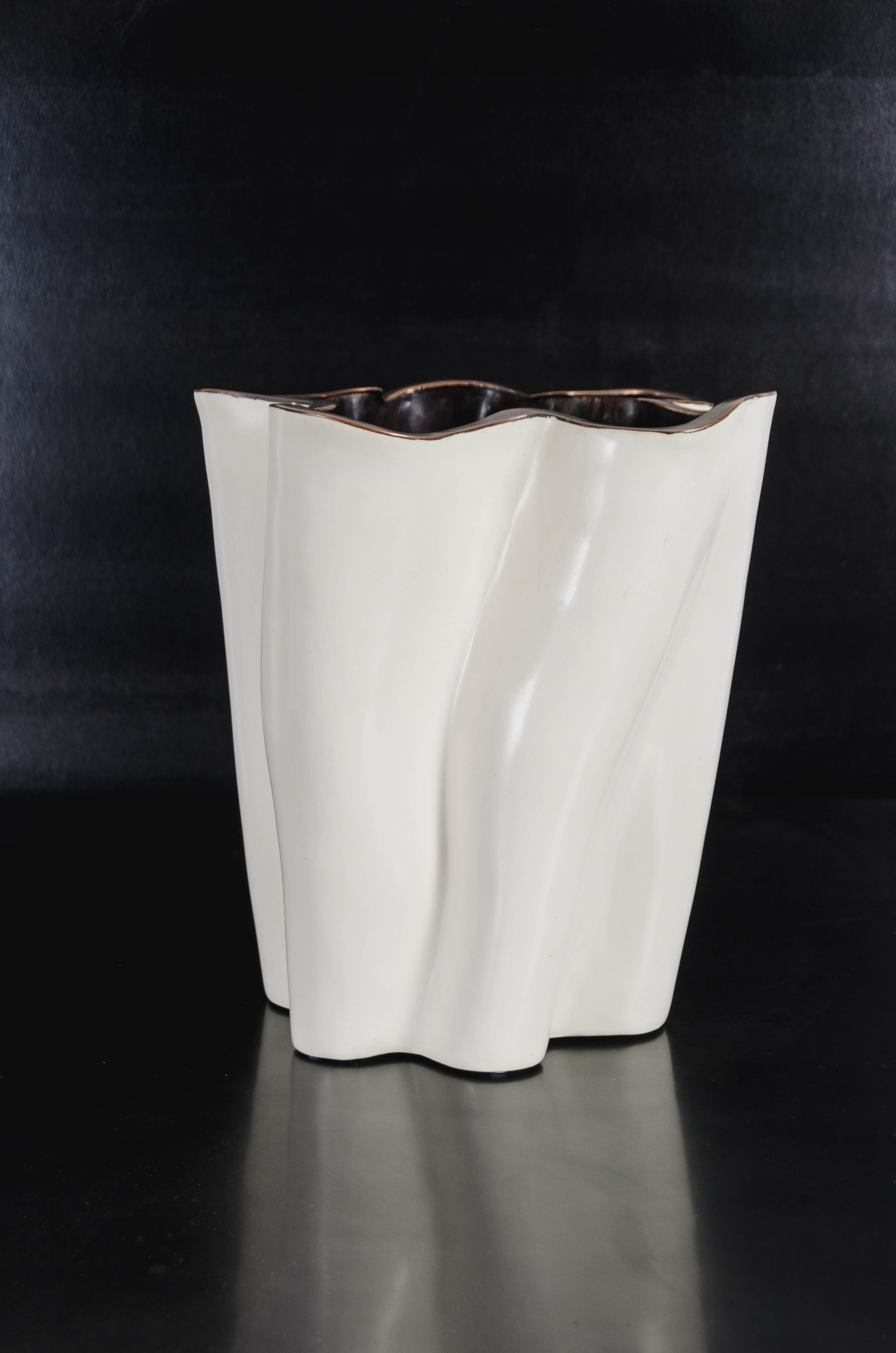 Copper Contemporary Hand Repoussé Ji Guan Hua Vase in Cream Lacquer by Robert Kuo For Sale