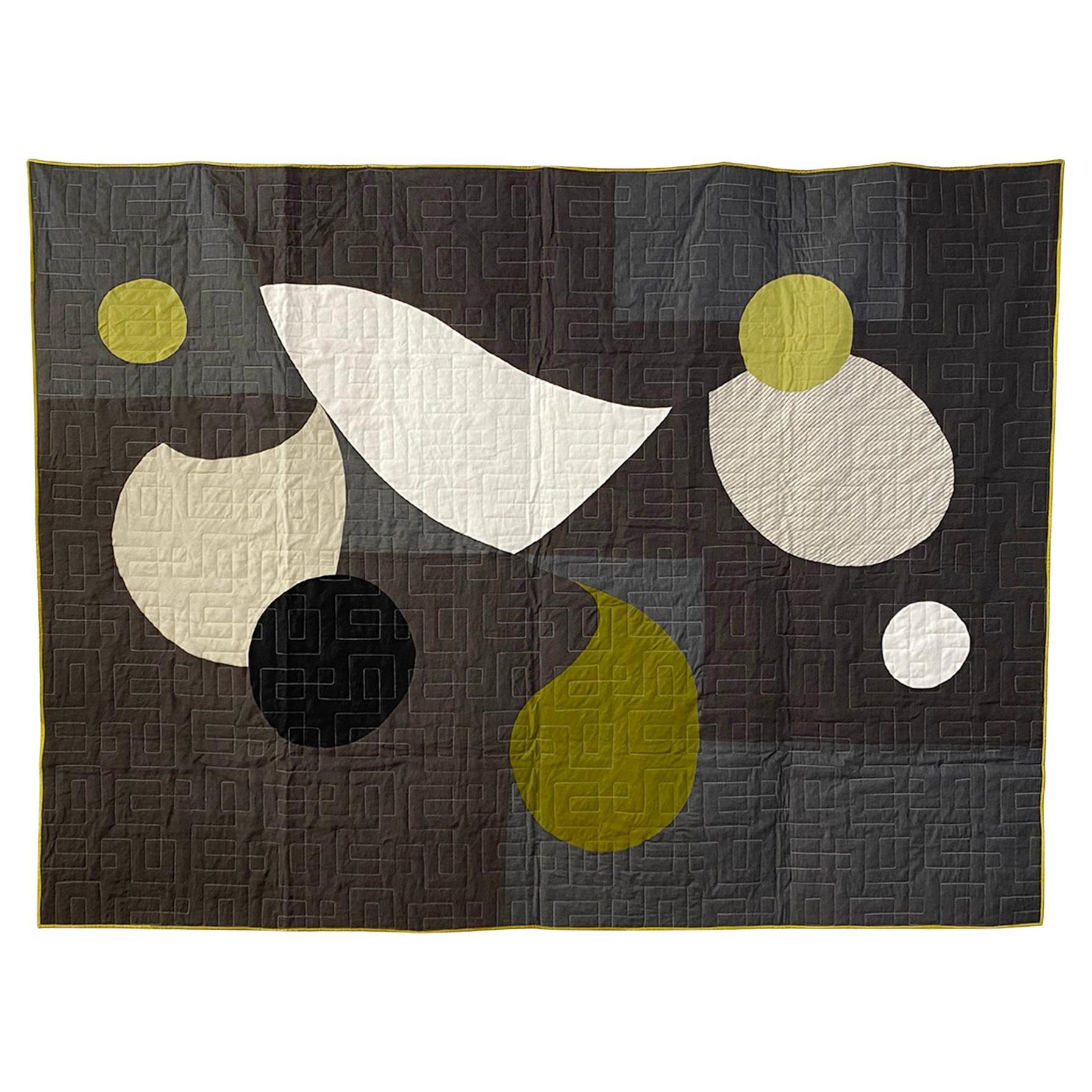 Contemporary hand-sewn Curllusion quilt by British master maker  For Sale