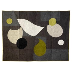 Contemporary hand-sewn Curllusion quilt by British master maker 