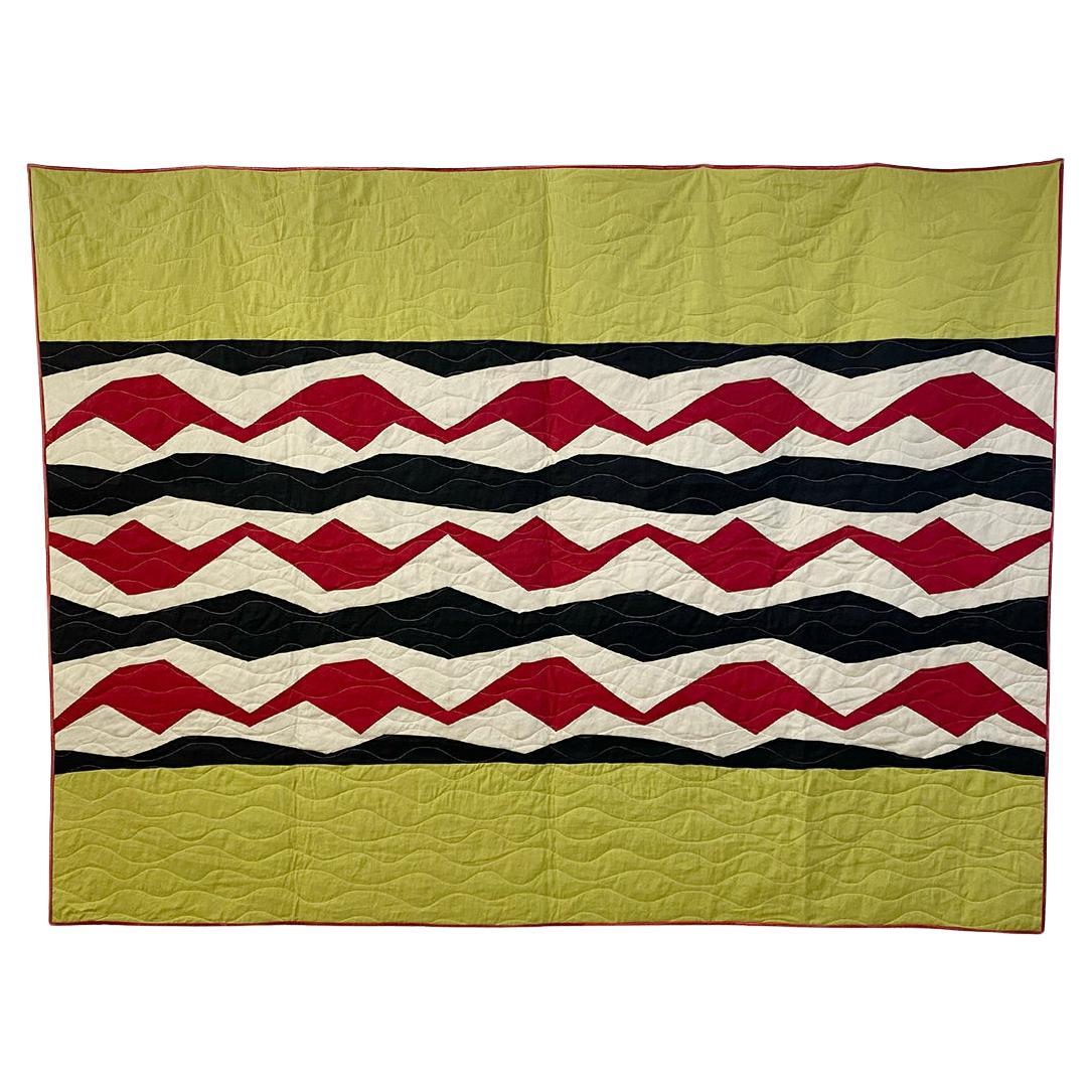 Contemporary hand-sewn Vortex quilt by British master maker For Sale
