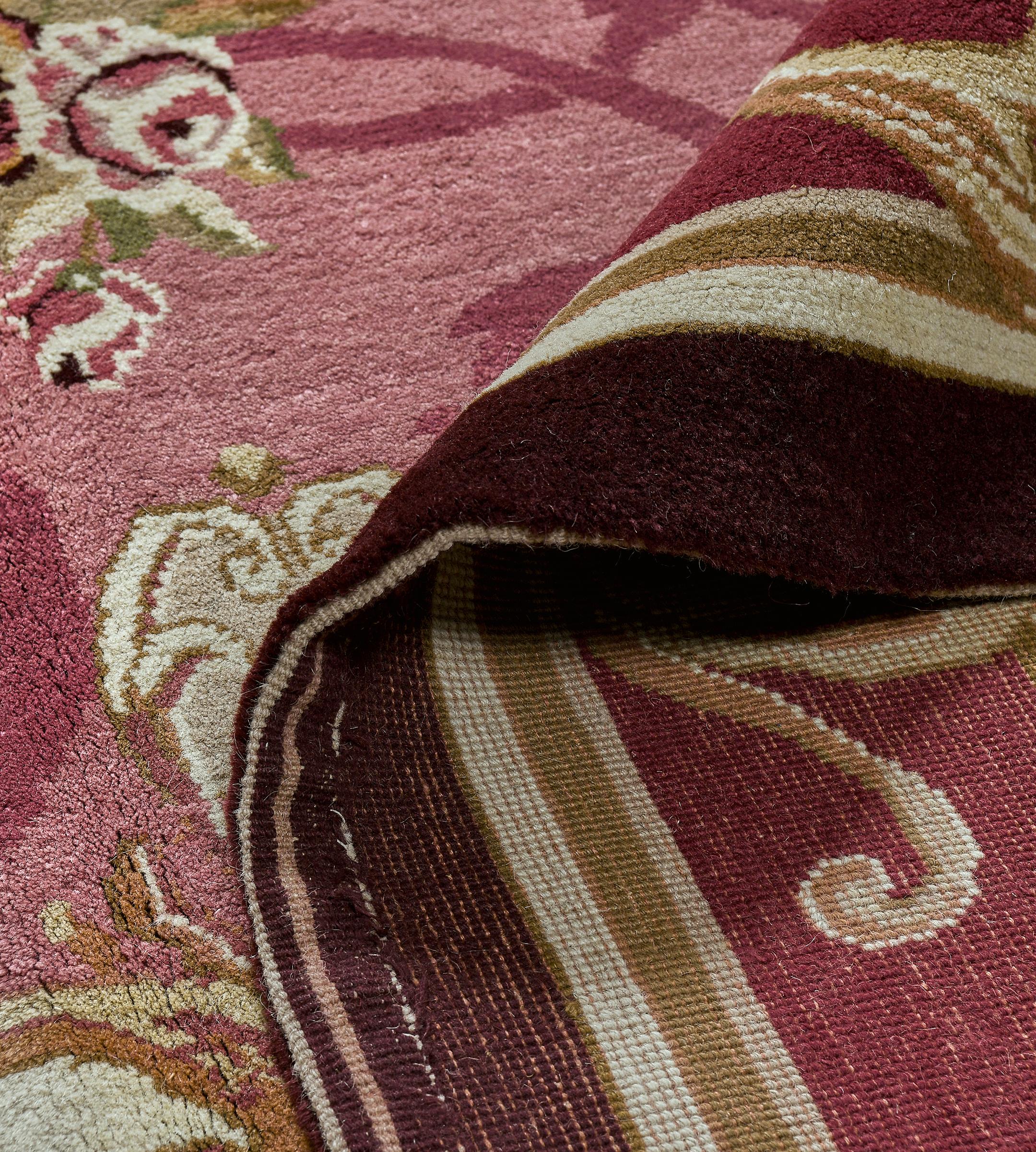 Tappeto contemporaneo in stile Savonnerie in lana floreale rosa tessuto a mano in vendita 6