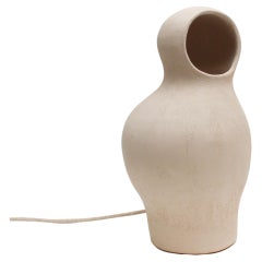 Contemporary handcrafted ceramic table lamp - Cocon #3 by Elisa Uberti