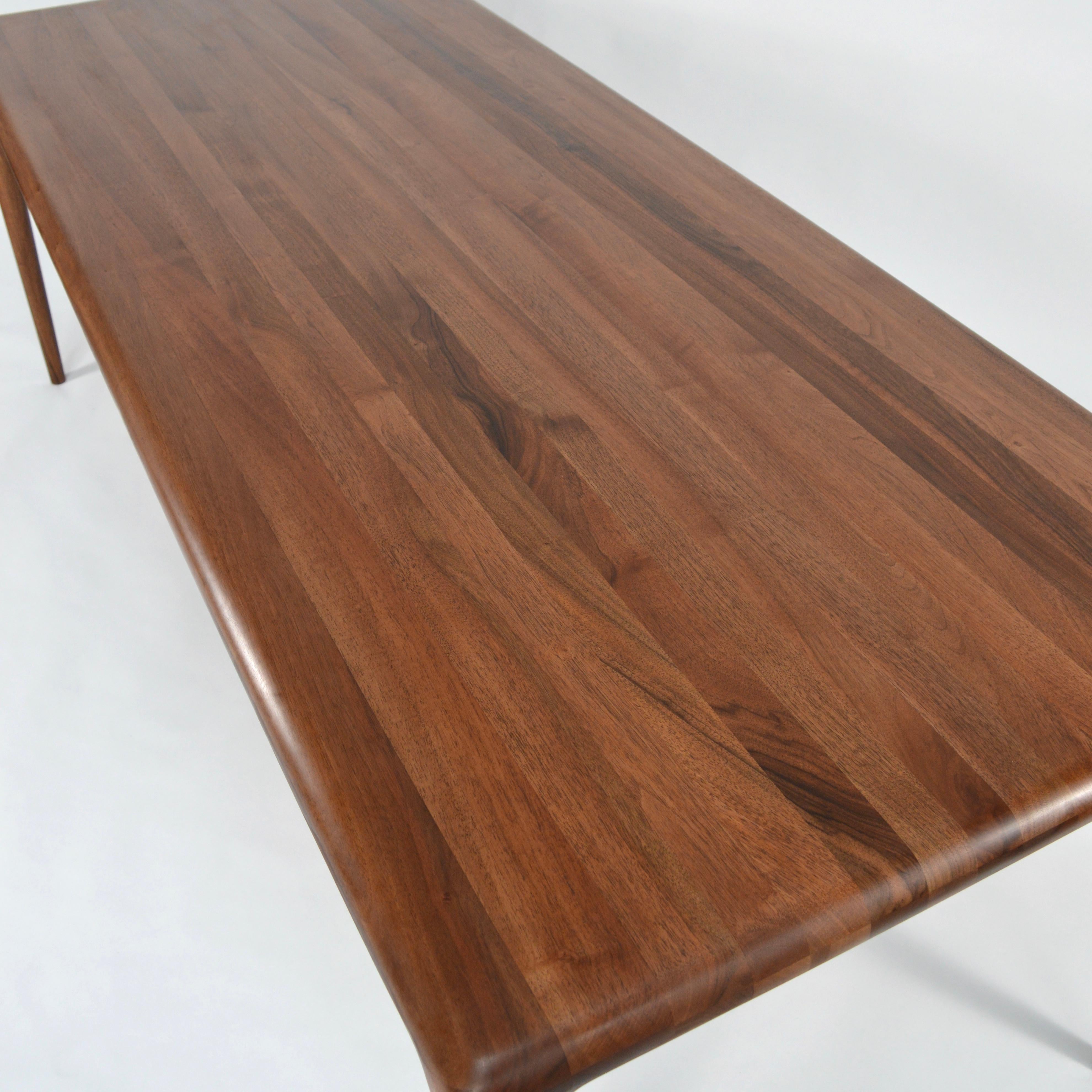 Contemporary Handcrafted Scandinavian Design Dining Table + Bench in Solid Oak. 9