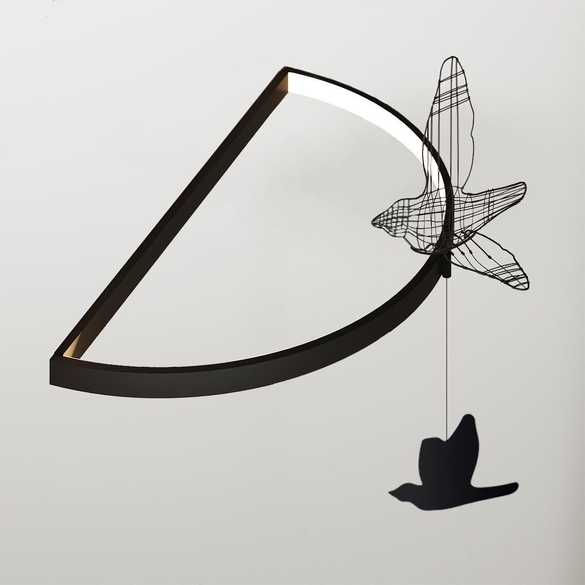 Contemporary Handcrafted Wandleuchte "Flight Shadows" mit Tierdekoration