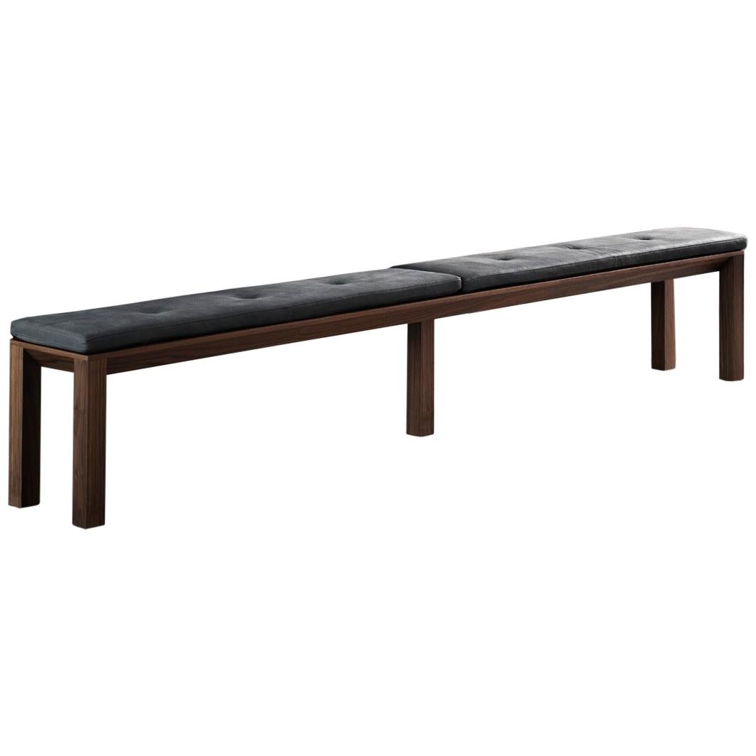 With its clean lines and unique details, the handmade bench is a perfect combination of functionality and aesthetics. A perfect piece to accompany a table, or to be placed in the entrance hall or reception, and it serves as a natural partner to the