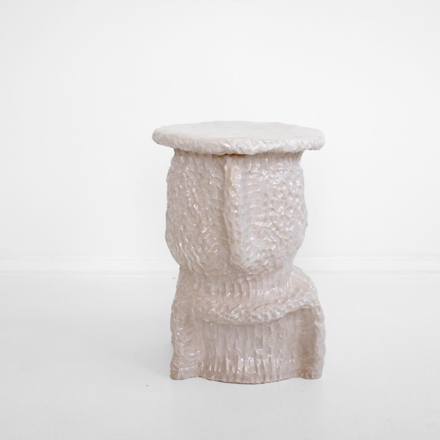 Contemporary ceramic furniture, stool, hand build by the artist in 2020. The unique technique Rutger de Regt has developed, enabled the unique imagery of the series. This contemporary ceramic stool in high gloss off-white finish, is part of the