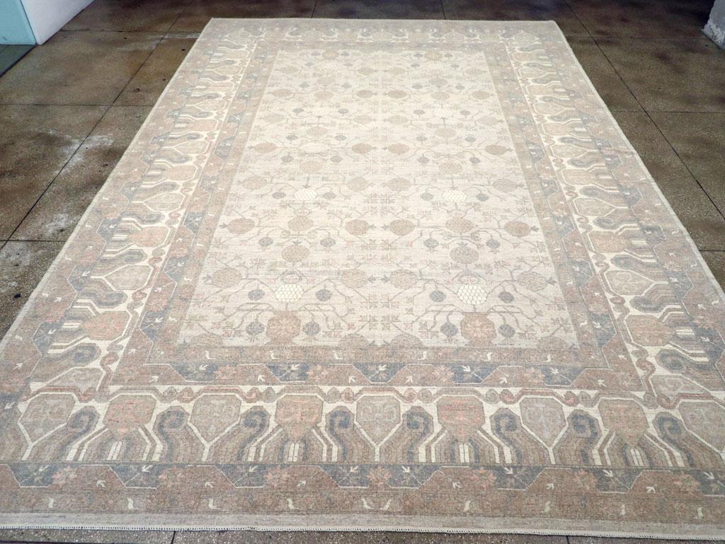 Zeitgenössischer handgefertigter großformatiger Ostturkestan-Khotan-Teppich (Ostturkestanisch) im Angebot