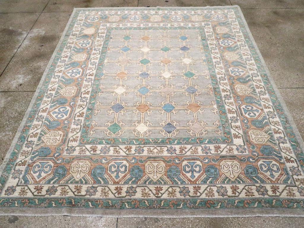 Zeitgenössischer handgefertigter ostaturkestanischer Khotan-Teppich in Zimmergröße (Ostturkestanisch) im Angebot