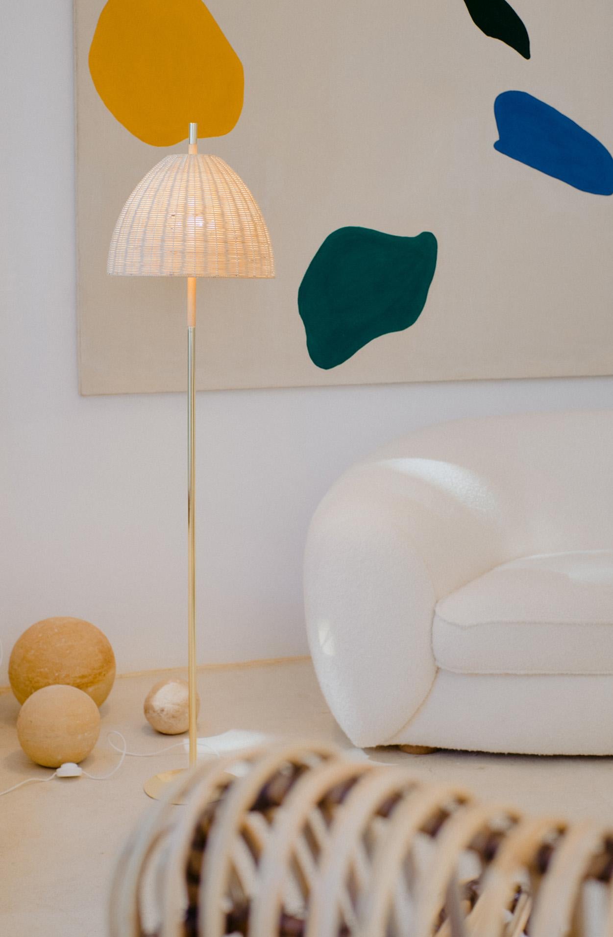 Fait main Contemporary, Handmade Floor Lamp, Natural Rattan, White, Mediterranean Objects en vente