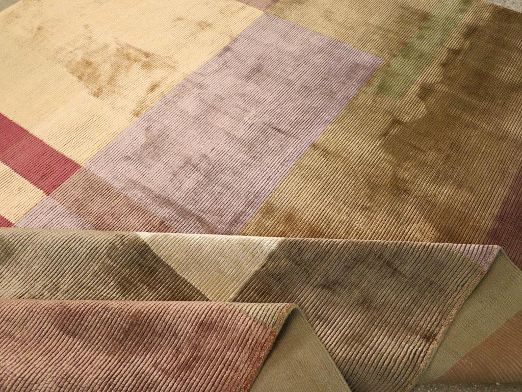 Contemporary Handmade Indian Large Bamboo Silk Art Deco Carpet (21. Jahrhundert und zeitgenössisch) im Angebot
