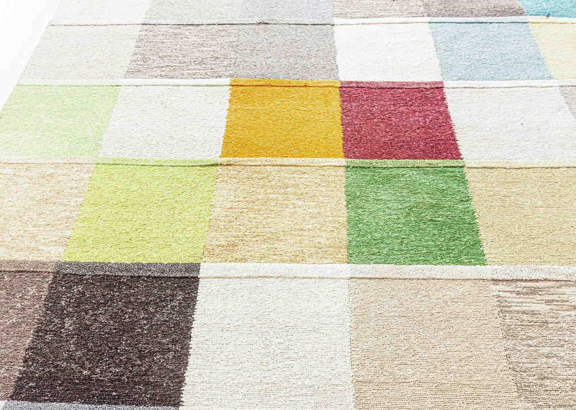 Zeitgenössischer handgefertigter mehrfarbiger Teppich von Doris Leslie Blau (Indisch) im Angebot