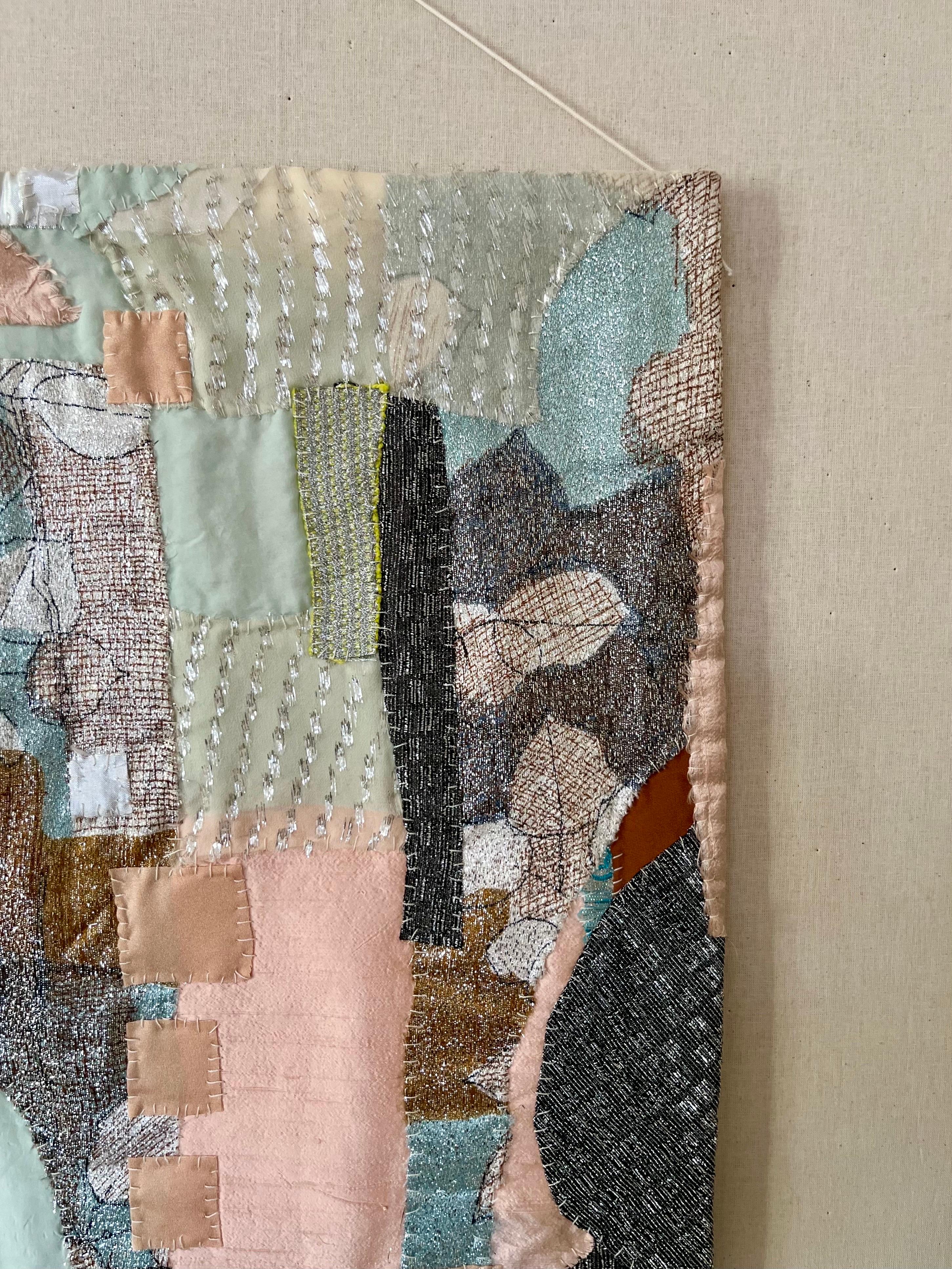Fait main Patchwork textile contemporain fait à la main par l'artiste danoise Tilde Grynnerup en vente