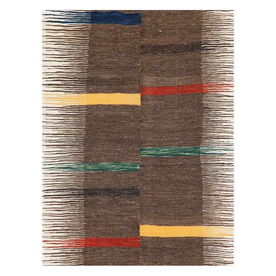 A modern Persian flat-weave Kilim accent rug handmade during the 21st century.

Measures: 3' 5