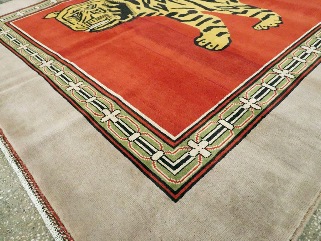 Hand-Knotted Contemporary Handmade Pictorial Accent Rug of a Tiger For Sale