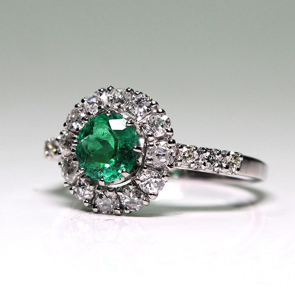 Women's or Men's Contemporary Handmade Platinum 1.05 Carat Emerald and Diamond Ring