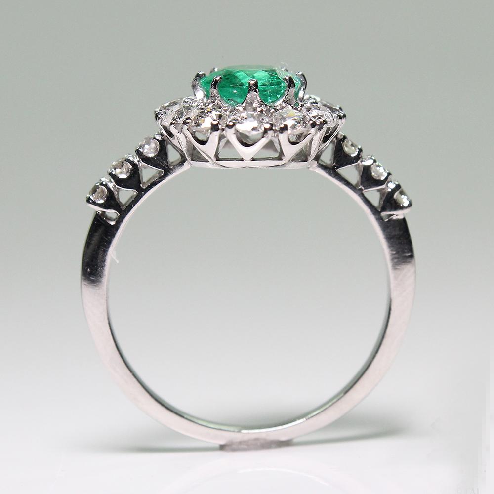 Contemporary Handmade Platinum 1.05 Carat Emerald and Diamond Ring 1