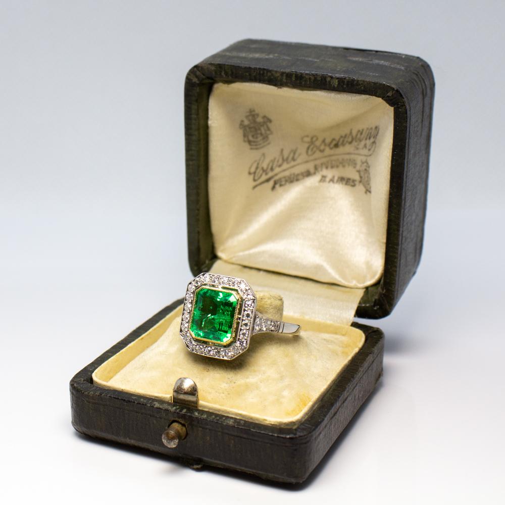 Art Deco Contemporary Handmade Platinum 1.65 Carat Emerald and Diamond Ring