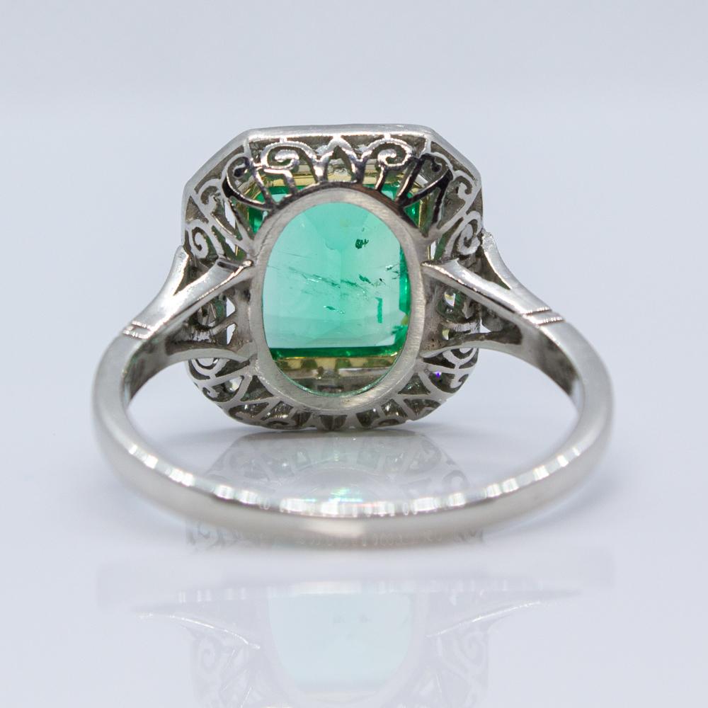 Contemporary Handmade Platinum 1.65 Carat Emerald and Diamond Ring In Excellent Condition In Miami, FL