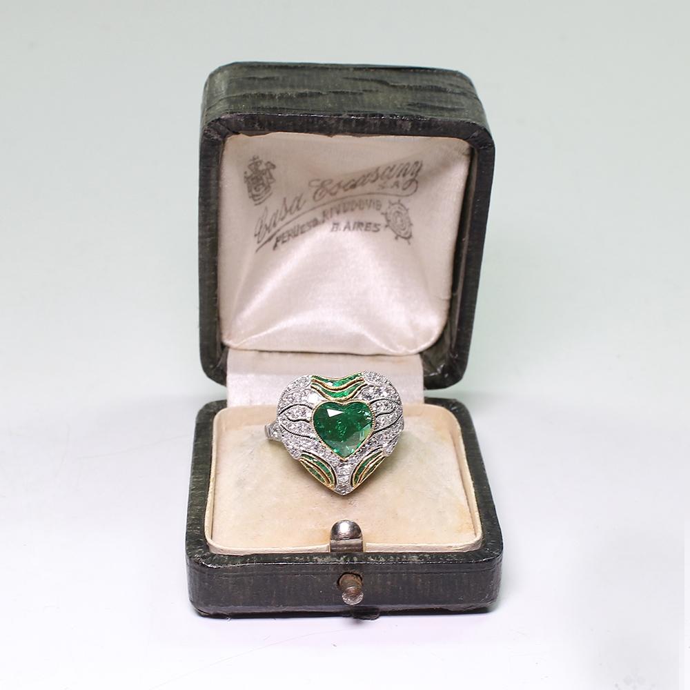 Contemporary Handmade Platinum 1.75 Carat Emerald and Diamond Ring 3