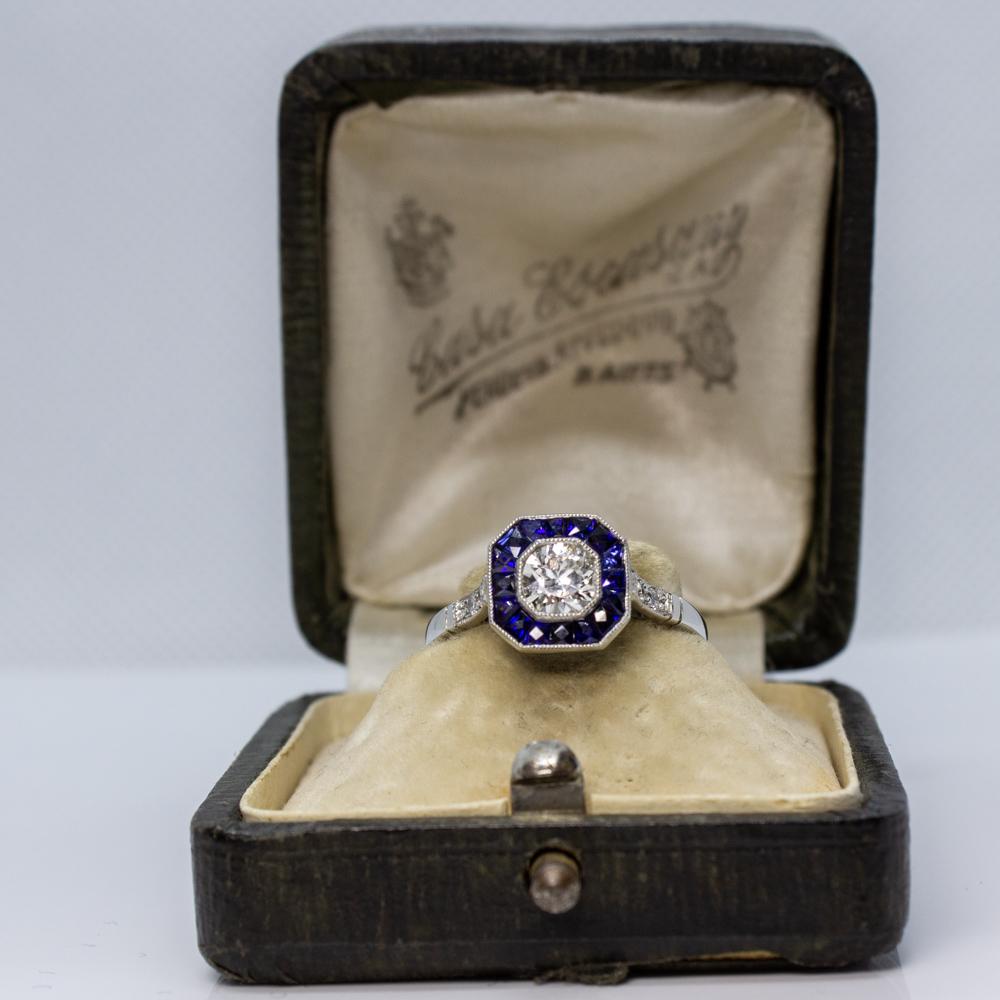 Contemporary Handmade Platinum Diamond and Sapphire Ring In Excellent Condition In Miami, FL