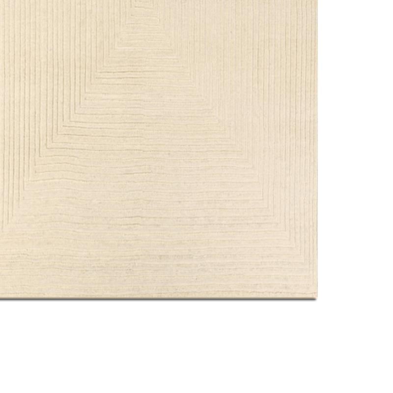 Hand-Woven Contemporary handmade rug. Geometric Design. 3.00 x 2.50 m. For Sale