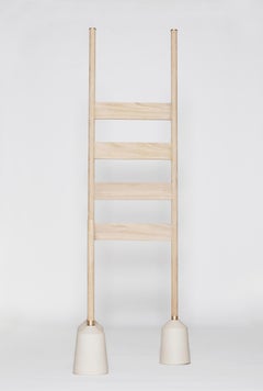 Zeitgenössischer handgefertigter skandinavischer Garderobenständer ""Objekte des Gebrauchs" #5