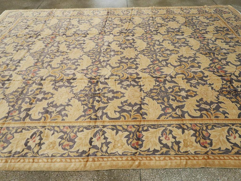 Contemporary Handmade Spanish Arts & Crafts Cuenca Room Size Carpet In New Condition For Sale In New York, NY