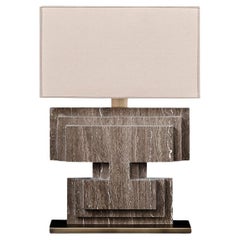 Lampe de table contemporaine CIBELE, couches de marbre et laiton par ANAKTAE