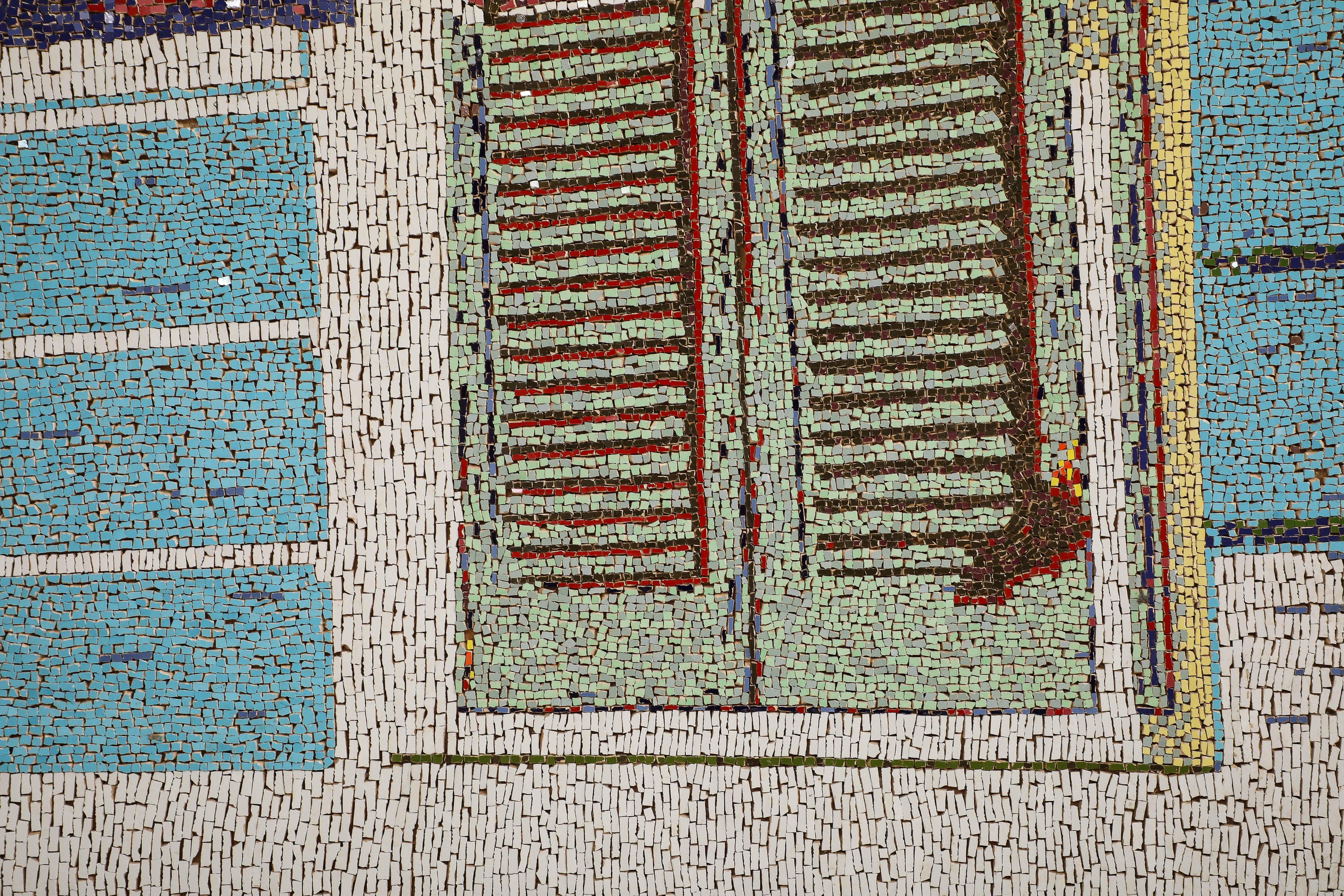 Contemporary Handmade Tile Mosaic der brasilianischen Künstlerin Katharina Welper, 2015 im Zustand „Gut“ im Angebot in Deerfield Beach, FL