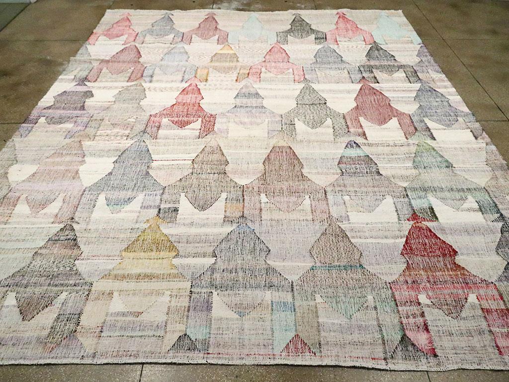 Contemporary Handmade Turkish Flat-Weave Kilim Large Geometric Room Size Carpet In New Condition For Sale In New York, NY
